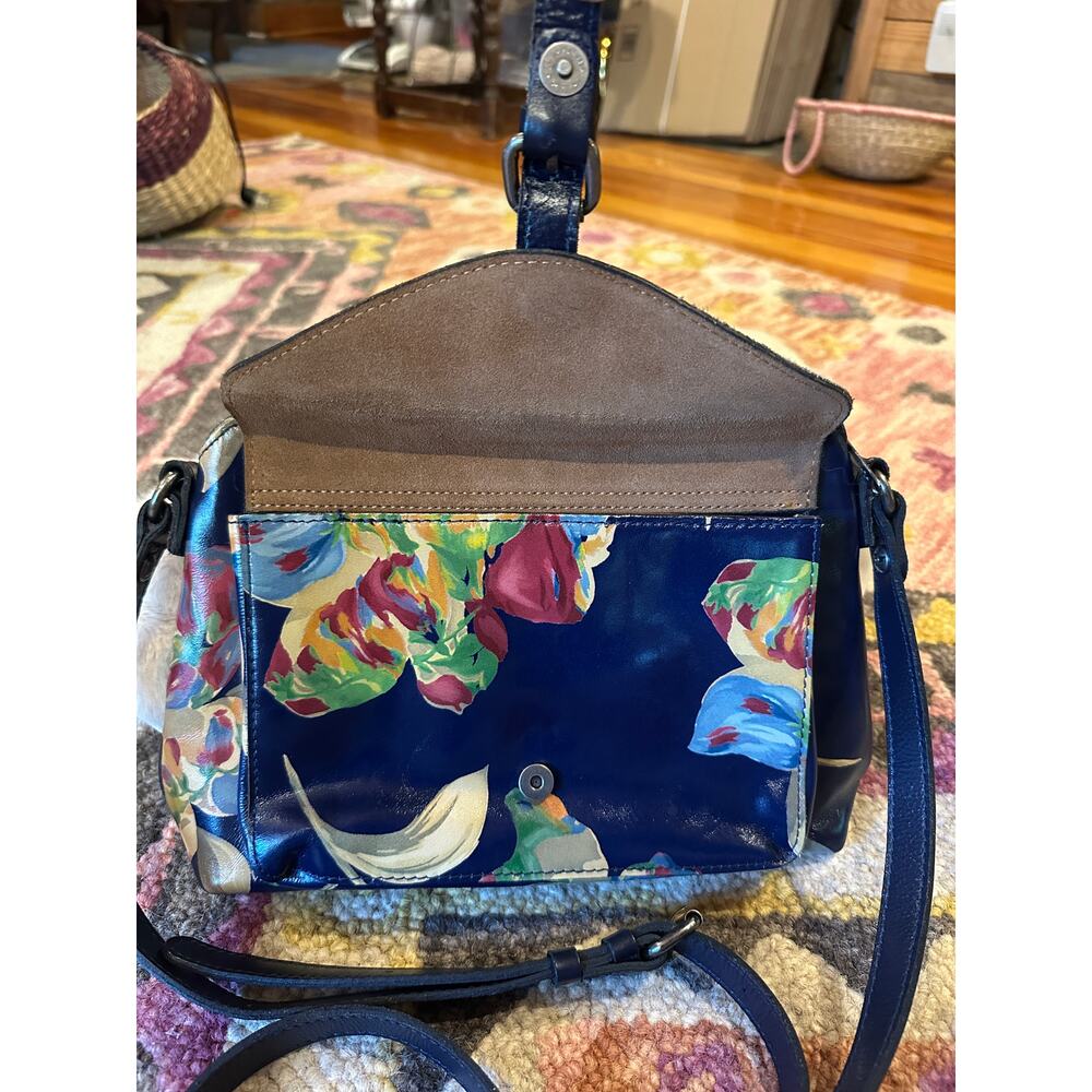 Patricia Nash Avellino Le Fleur Floral Leather Crossbody Navy Multicolor - Picture 2 of 7